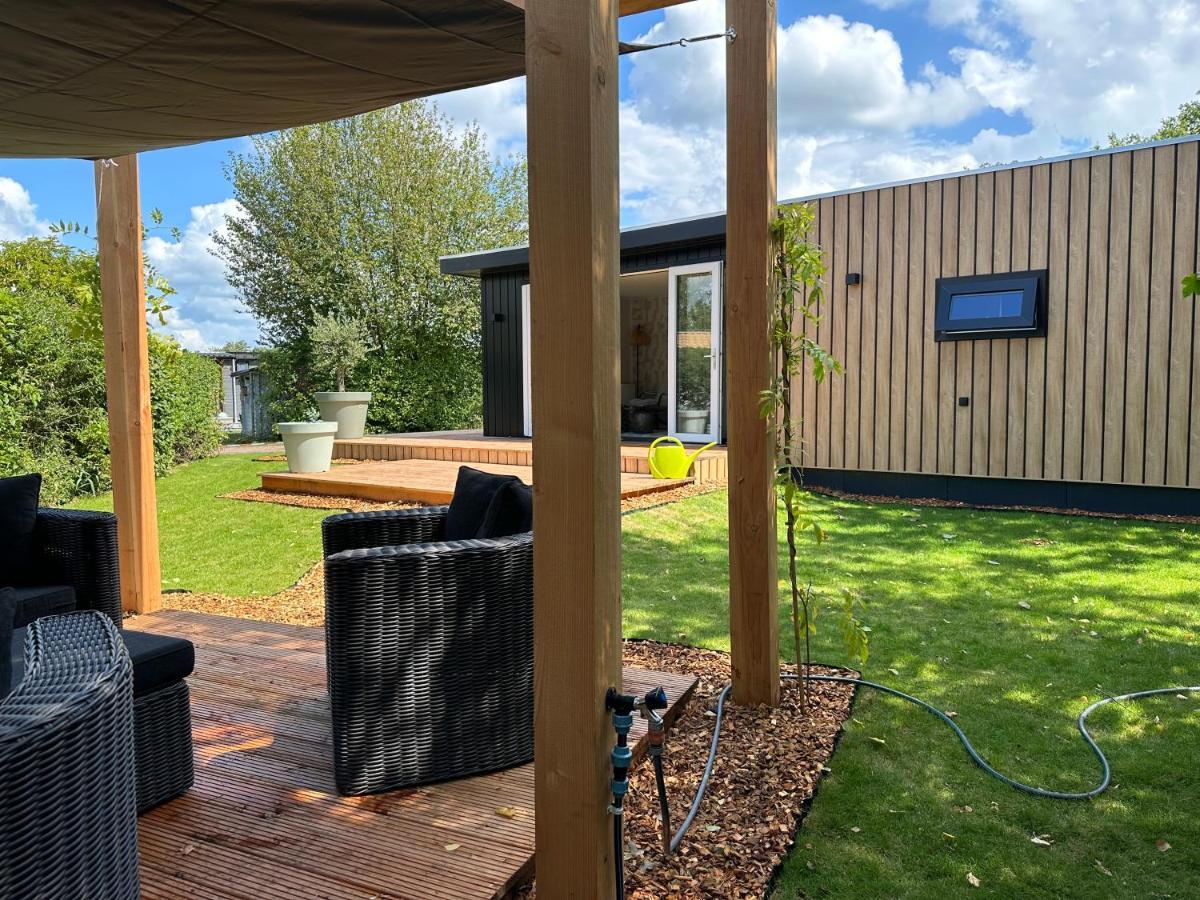 Chalet De Blauwe Regen Balkbrug Exterior photo